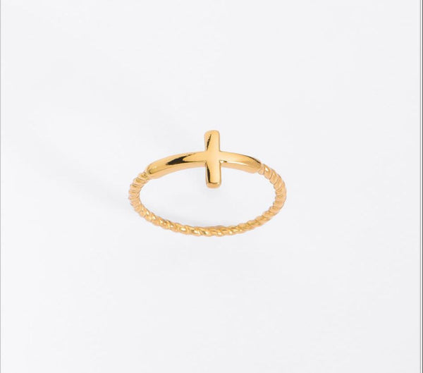 CROSS RING