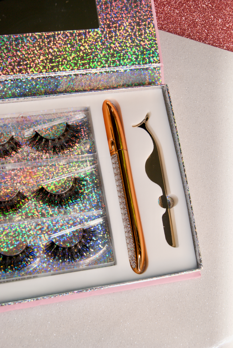 LASH BOOKS